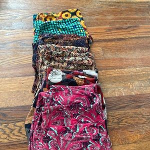 Bundle of lularoe leggings
